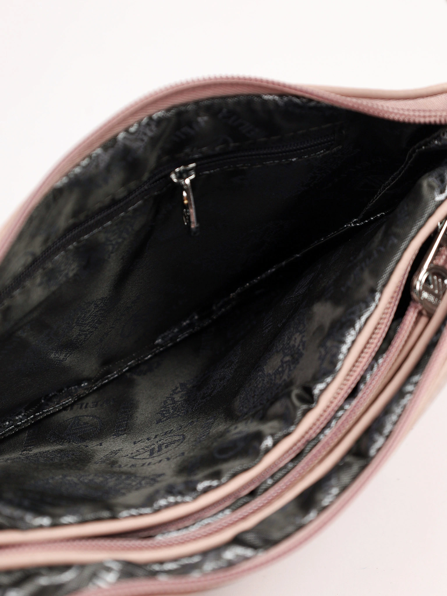 Сумка-кроссбоди со съемной ручкой в ассортименте